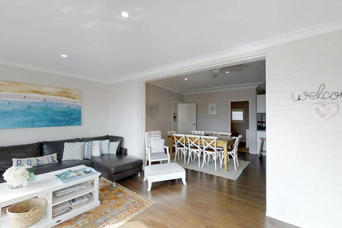 Casa Sorella - Beachfront Family Home - Queensland Tourism 0