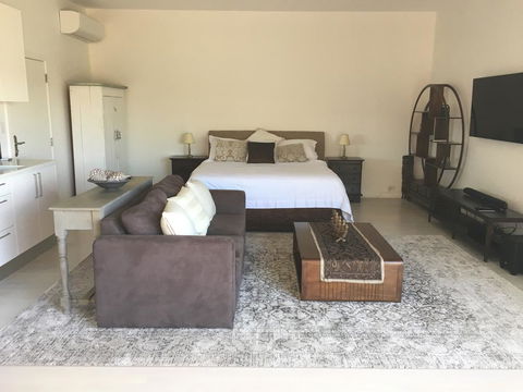 Casablanca, Peaceful Couples Retreat, Avalon Beach - Queensland Tourism 3