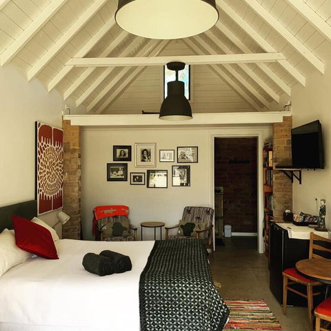 Casey Street Studio - QLD Tourism 3
