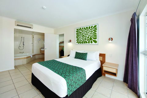 Castaways Resort & Spa On Mission Beach - QLD Tourism 2