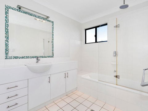 Casuarina Escape - QLD Tourism 1