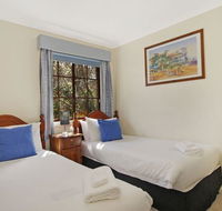 Cedar Cottage - Tudor Village - Queensland Tourism
