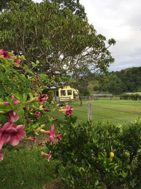 CedarBrae Country Stay - QLD Tourism 2