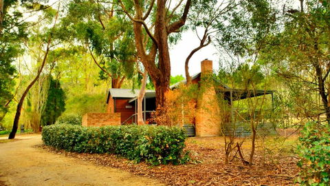 Cedarwood Holiday Park - QLD Tourism 0