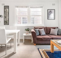 Centennial Park Apartment a Boundary Throw from the SCG