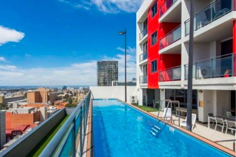 CENTRAL CBD EXEC STUNNING VIEW WIFI NETFLIX WINE - QLD Tourism 0