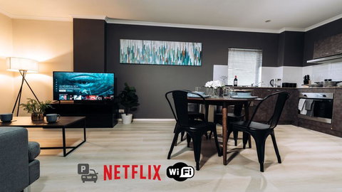 Central City Convenience - Free Parking & WiFi - Queensland Tourism 0