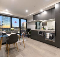 Central City Pad 1 Bathroom Apartment with View - Queensland Tourism