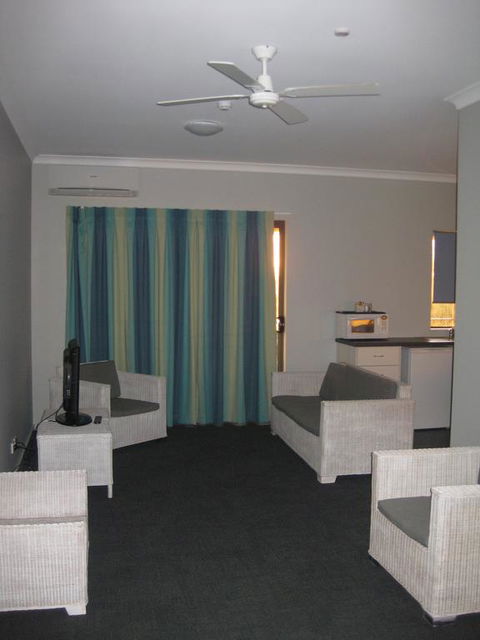 Centrebreak Beach Stay - Queensland Tourism 3