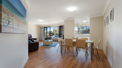 Centrepoint 1 - CBD Location - QLD Tourism 3