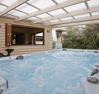 Charles Central Oasis 8 - Queensland Tourism