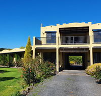 Chateau Bass - Queensland Tourism