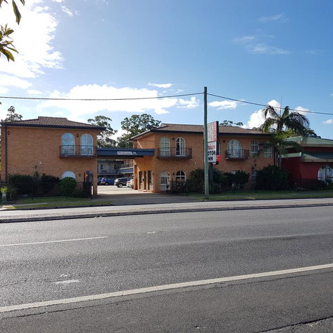 Chelsea Motor Inn - QLD Tourism 3