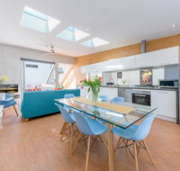 Chic East Sydney Pad - Queensland Tourism