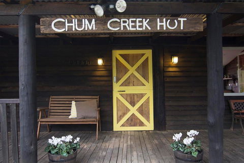 Chum Creek Hut - QLD Tourism 0