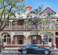 City Apartments at Cecil Mansions - QLD Tourism