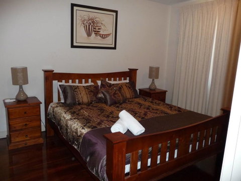 City Getaway 3 Bedroom Adelaide's East End - QLD Tourism 0