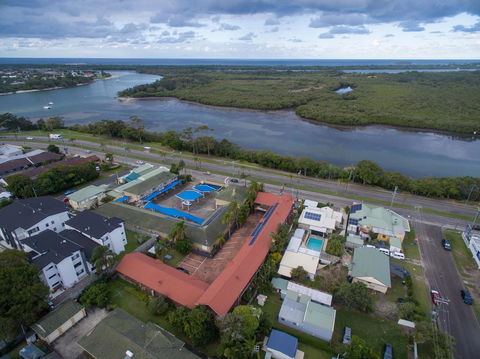 City Lights Motel - QLD Tourism 0