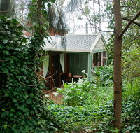 Clarendon Chalets - QLD Tourism