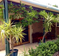 Clarevale Cottage BB - QLD Tourism