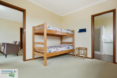 Cliffhanger - Pet Friendly - QLD Tourism 3
