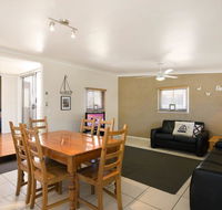 Close to Water Restaurants and Clubs Toorbul St Bongaree - QLD Tourism