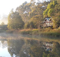 Cloudlake Mountain Retreat - QLD Tourism