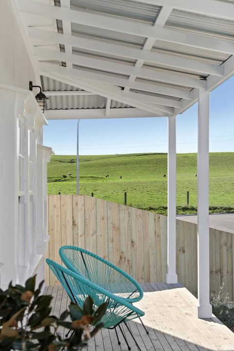 Cloverdale Cottage - Queensland Tourism 3