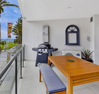 Coast Luxury Apartment 3 - QLD Tourism