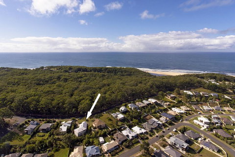 Coastal Retreat - QLD Tourism 3