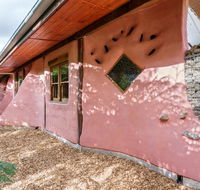 Cobhearthome - QLD Tourism