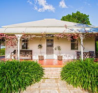 Cockfighters Ghost Vineyard Accommodation - Queensland Tourism