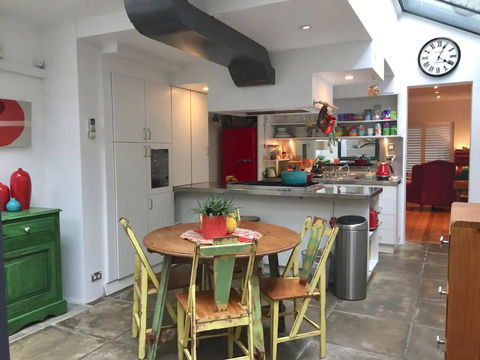 Colourful Darlinghurst Home In Perfect Location By Hyde Park - Queensland Tourism 1