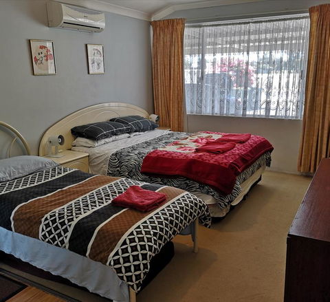 Comfort Inn - Queensland Tourism 0