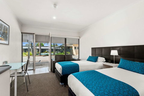 Comfort Inn & Suites Manhattan - QLD Tourism 3