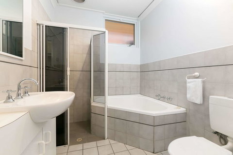 Comfort Inn Anzac Highway - QLD Tourism 2