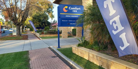 Comfort Inn Anzac Highway - QLD Tourism 0