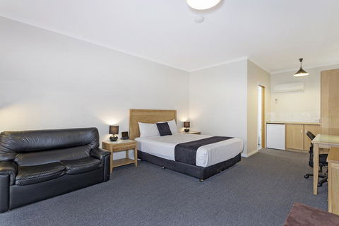 Comfort Inn Lady Augusta - QLD Tourism 0