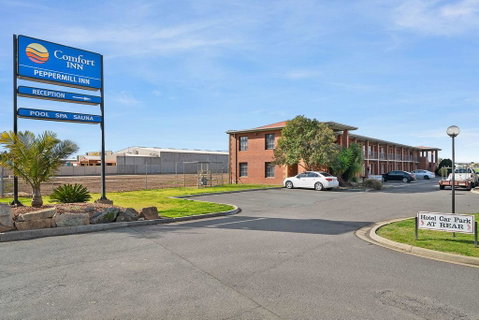 Comfort Inn Peppermill - QLD Tourism 0