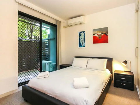 Contemporary 1 Bedroom Teneriffe Apartment With Pool And Gym - Queensland Tourism 3
