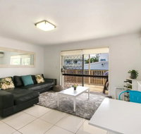 Contemporary 2 Bedroom Beachfront Apartment - QLD Tourism