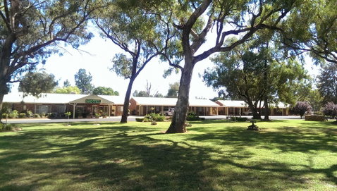 Cooee Motel - QLD Tourism 0