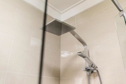 Cool Quiet Modern Secure Walking Distance To Perth And Landmarks - Queensland Tourism 2