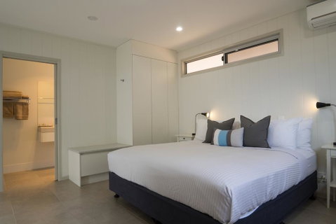 Cooper's Country Lodge - QLD Tourism 0