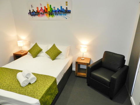 Copper City Motel - Queensland Tourism 0