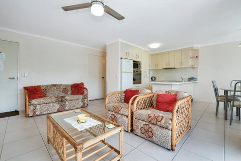 Coral Breeze Penthouse - QLD Tourism 3