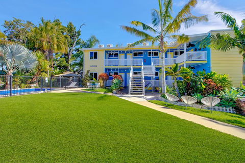 Coral Inn Boutique Hotel - Queensland Tourism 2