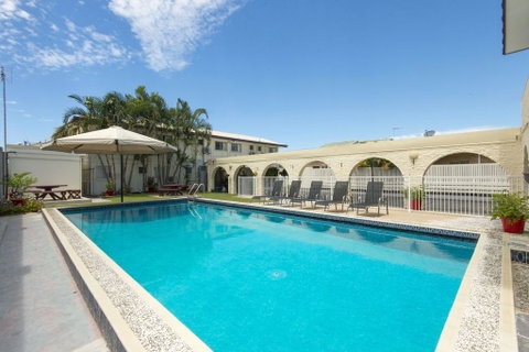 Coral Sands Motel - QLD Tourism 0