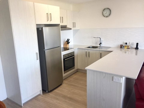 Coral Sea Apartments - QLD Tourism 3