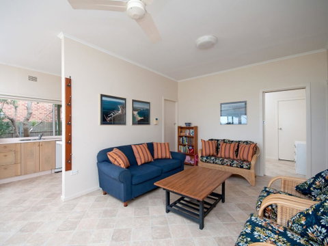 Corlette Point Road, 18, Sandy Shores - QLD Tourism 2